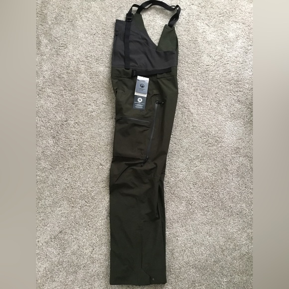 The North Face Brigandine Futurelight Bib NWT MSRP $650 - Picture 5 of 16
